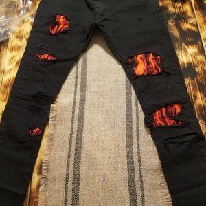 Le wuz Studios mens sz 36/32 flame skater jeans